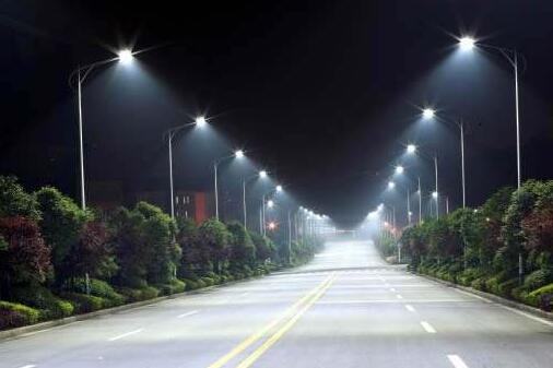 路燈用電纜還是電線