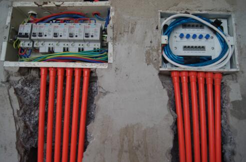 強(qiáng)電弱電