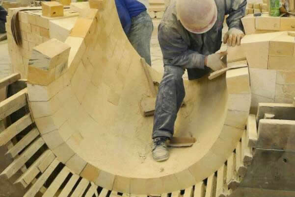 耐火磚是什么材料做的及耐火磚是用來干嘛的？