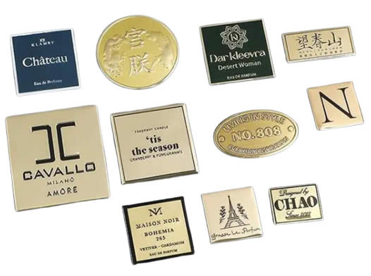 香薰蠟燭標牌玻璃瓶金屬標牌，凹凸立體LOGO香水禮盒包裝鋁標牌